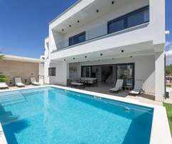Primošten, splendida villa con piscina e vista mare, 311,56 m²