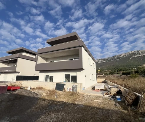 Kaštel Sućurac, dvojizbový byt na druhom poschodí