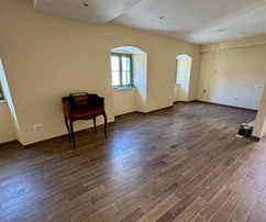 Priestranný byt na predaj s výhľadom na more v Opatiji v Chorvátsku