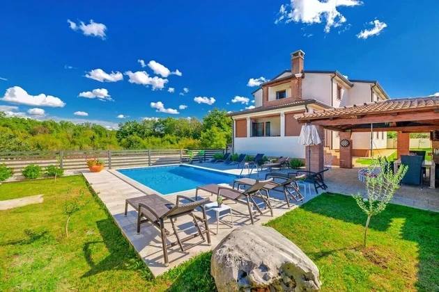 Villa avec piscine dans un endroit calme, Istrie, Poreč