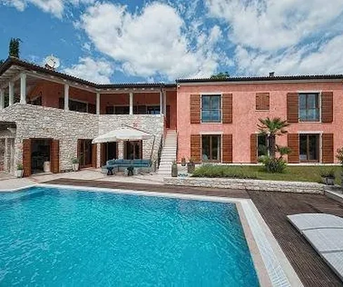 Istria, Rovinj – Majestátna vila s rozľahlým pozemkom