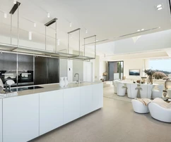 Modern villa tengerre néző kilátással La Quintában, Marbellában
