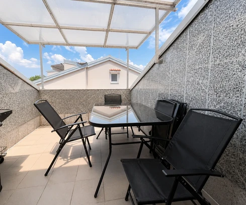 Malinska - Apartamento con vista al mar