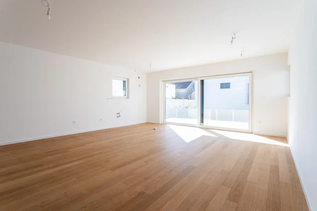 Vodice, NOWA INWESTYCJA, przestronne mieszkanie z ogrodem w centrum, 139,61 m²