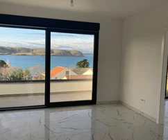 Задар, Ртина, трехкомнатная квартира в новостройке, 100 м от моря, вид, бассейн