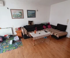 Čiovo, Okrug Gornji, háromszobás lakás 135 m2, nagy terasz, garázs