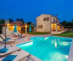 Krásná kamenná vila s bazénem, Istrie, Svetvinčenat