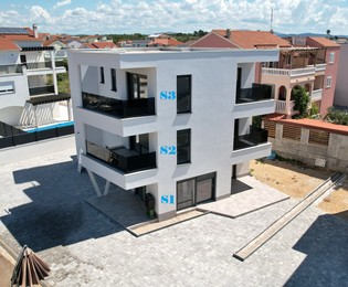 Apartamento S2 en el primer piso en Vodice en venta