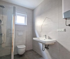 Modern két szobás lakás eladó Šibenikben, a tengerpart közelében