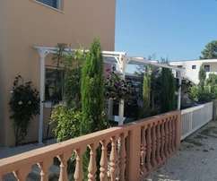 Proprietà adatta alle famiglie, ideale sia per residenza occasionale che permanente