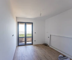 Vila s bazénem na prodej nedaleko Rogoznice v Chorvatsku