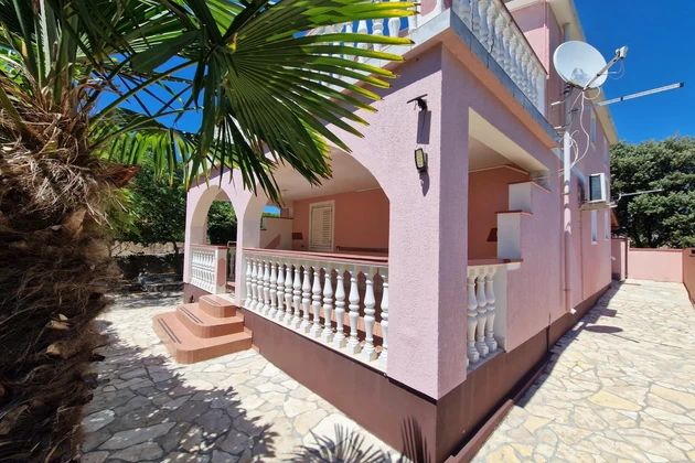 Île de Vir - Maison individuelle avec deux appartements, vue sur la mer et grand jardin
