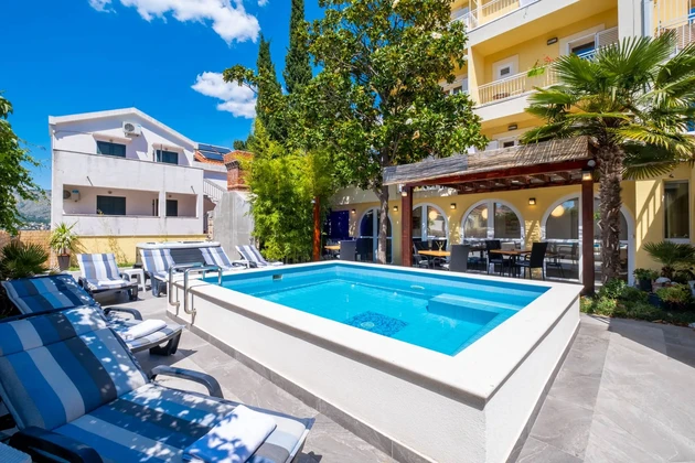 Villa with apartments for sale in Konavle in Croatia