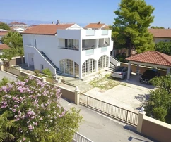 Casa indipendente a 85 m dal mare sul lato sud dell'isola di Vir