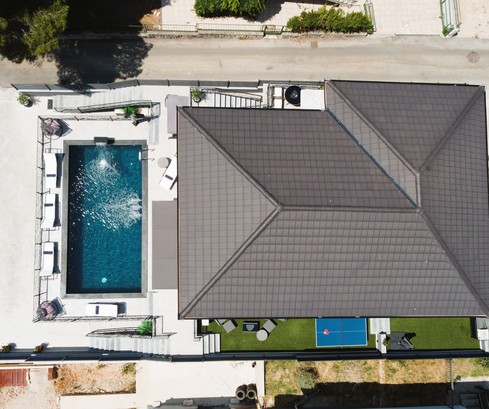 Luxury villa with a pool for sale in Brodarica