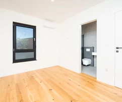 Zadar, Sukošan, apartamento de lujo de tres habitaciones con terraza y vista al mar