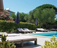 Villa avec piscine à vendre près de la mer à Medulin en Croatie