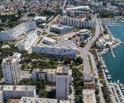 Zadar, TIZ, exkluzivní penthouse s panoramatickým výhledem na moře, terasou, garážovým stáním