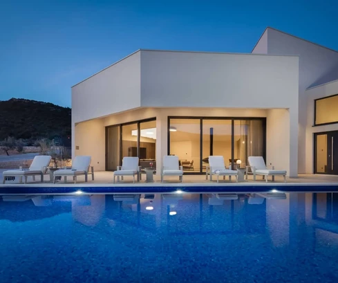 Villa with a swimming pool for sale in Marina in Croatia