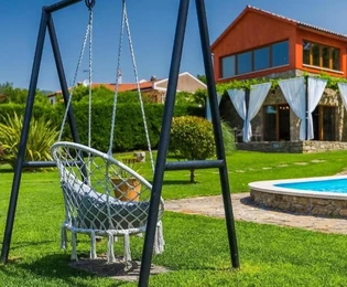 Istra, Buzet – Šarmantna rustikalna vila s bazenom i prostranim vrtom