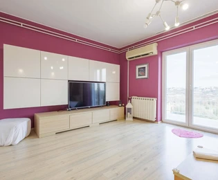 Istria, Pola, appartamento con 3 camere da letto, giardino, parcheggio, 165 m²