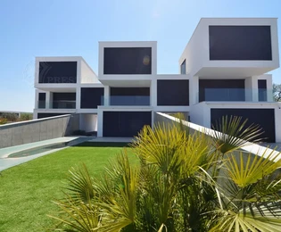 VILLA EXCLUSIVE AVEC PISCINE ET VUE PANORAMIQUE SUR LA MER, À 200 M DE LA PLAGE !