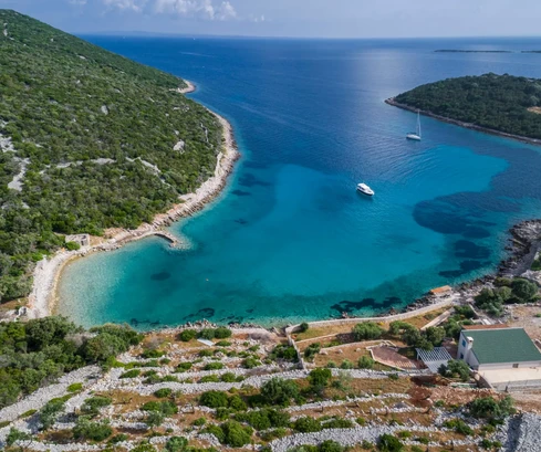 Dom s pozemkom na predaj na ostrove Veliki Lošinj