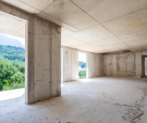 Makarska, Tučepi, appartement duplex trois pièces dans un nouveau projet moderne