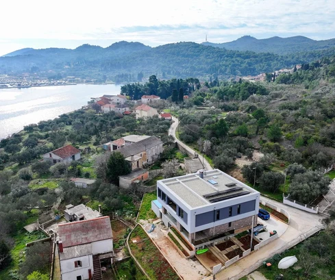 Nowoczesna willa zaprojektowana przez architekta na wyspie Ugljan do kupienia w Chorwacji