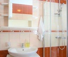 Bájos, két szobás apartman Čiovón erkéllyel