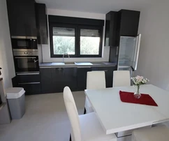 Apartamento lado sur a 25 metros de la playa 96 m²