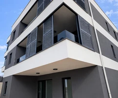 Pag, Šimuni, appartamento trilocale con giardino a 120 m dal mare