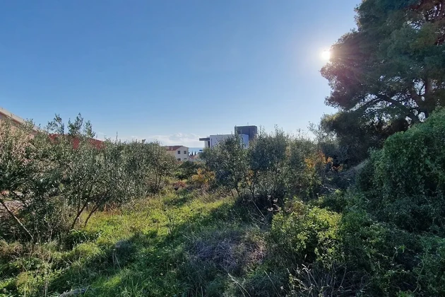 Čiovo, Okrug Gornji, építési telek 600 m2