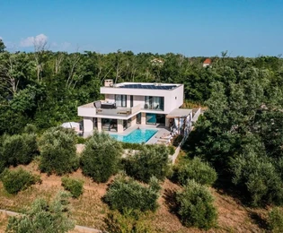 Villa moderna vicino a Zara