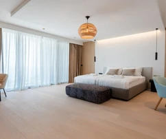 Villa moderna en venta junto al mar en Baška Voda, Croacia