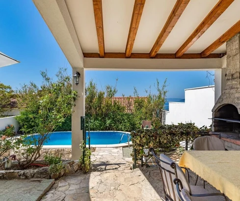 Makarska, hermosa villa con piscina y vista única