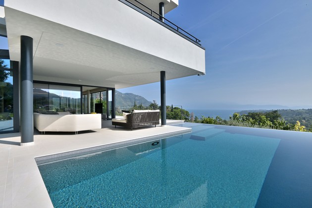 Villa moderne de luxe avec vue sur le lac dans le golfe de Salò
