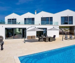 Istria, Višnjan: Villa de lujo con piscina y gran jardín