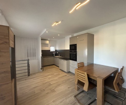 Wohnung in einem Neubau mit Terrassen zu verkaufen in Kroatien