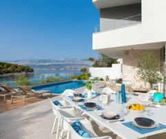 Luxusní vila v prestižní lokalitě, Brač