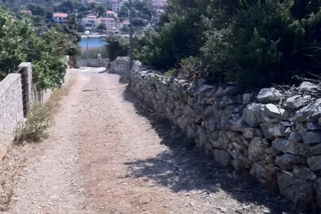 Rogoznica, 1700 m2-es építési telek kiváló helyen