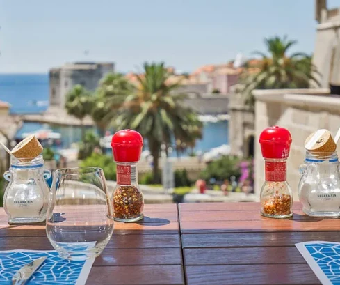 Casa con ristorante - vista sulla città vecchia di Dubrovnik