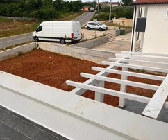 Maison jumelée moderne disponible près de Buje en Croatie