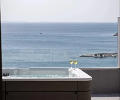 Pag, Povljana, appartamento con due camere da letto, prima fila sul mare, 72,56 m²