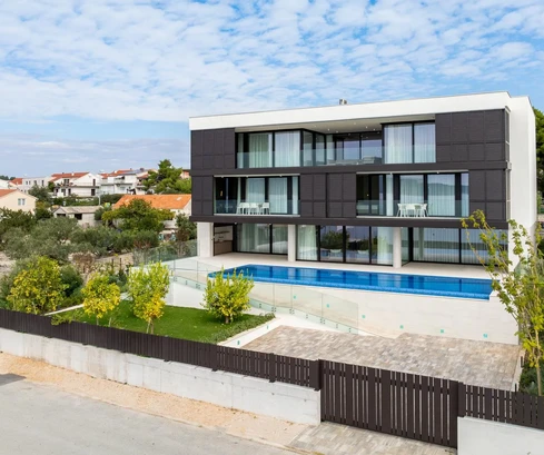 Brodarica, exclusive villa in the first line from the sea