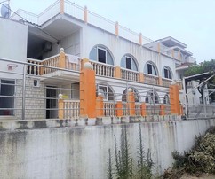 Dom na Čiovu do remontu blisko morza z dużym potencjałem