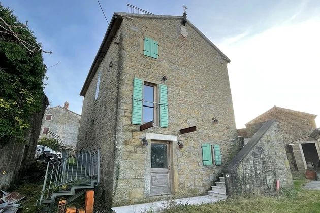 Istria, Momjan: Zrekonštruovaný kamenný dom s výhľadom