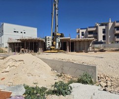 Moderne Wohnung in einem Neubau mit zwei Stellplätzen zu verkaufen in Kroatien