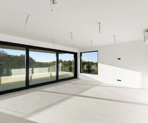 Penthouse à vendre à Poreč avec vue panoramique en Croatie