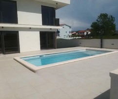 Modern Villa with Pool in Privlaka – Just 300 m from the Sea and Sandy Beaches